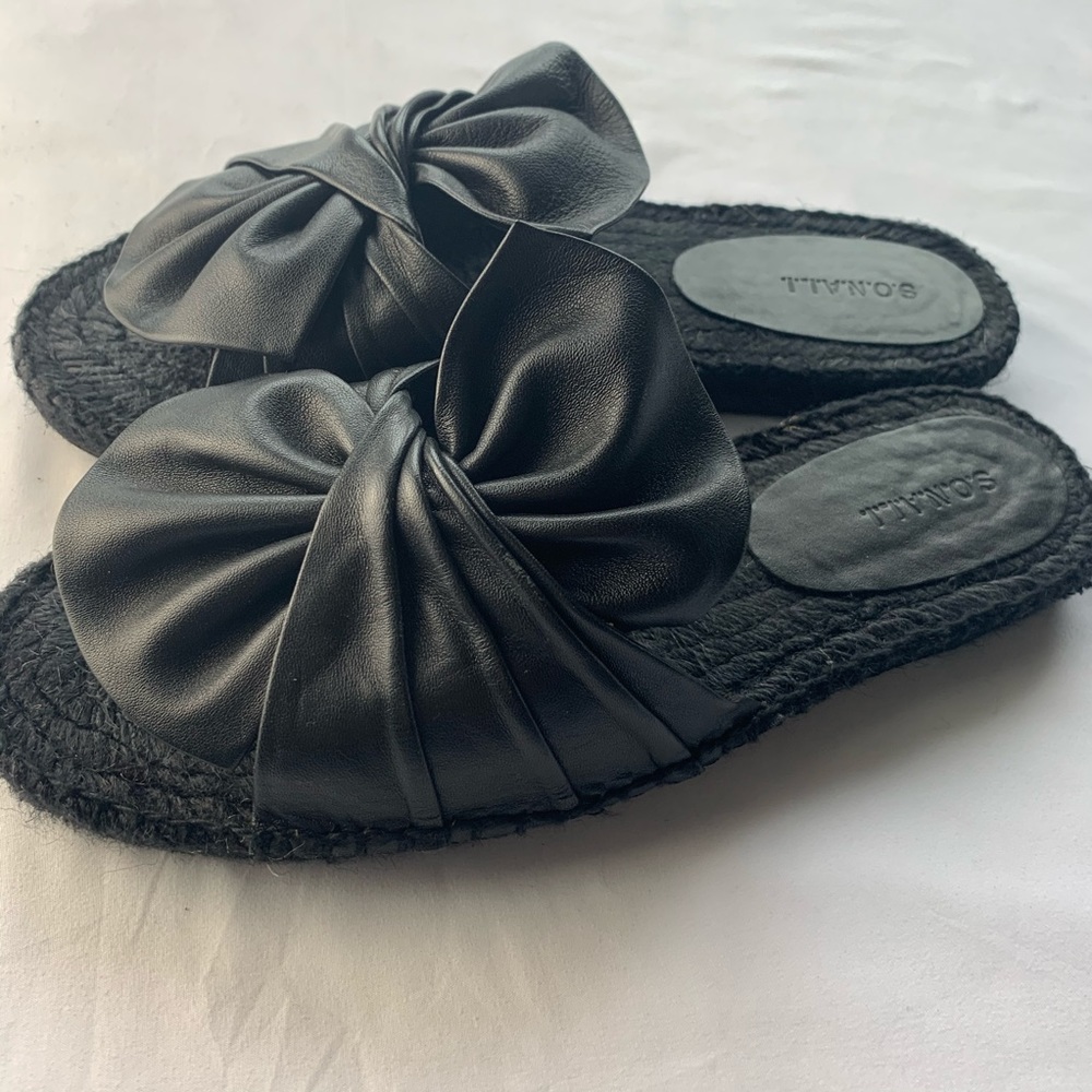 SONALI | Black Leather Bow Espadrille Slide